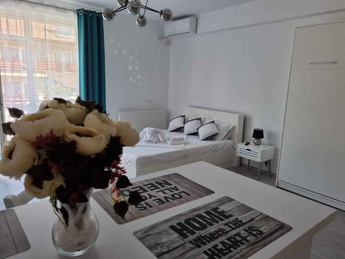 Delux Studio Mamaia Nord Năvodari المظهر الخارجي الصورة